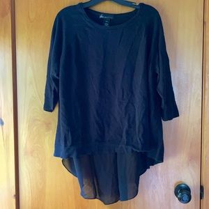 Quarter sleeve sheet back tunic